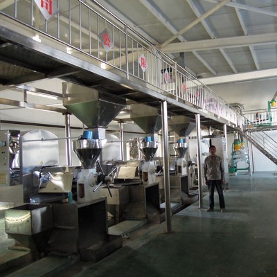 Fabricante de línea de producción de aceite de salvado de arroz multifunción de gran venta